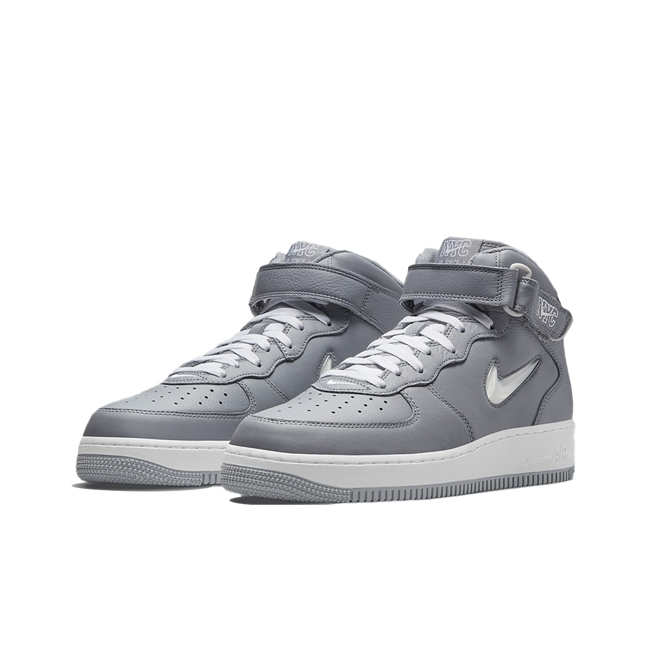 ナイキ エアフォース1 QS ジュエル「NYC クールグレー - Nike Shoes Air Force 1 のレビューと価格