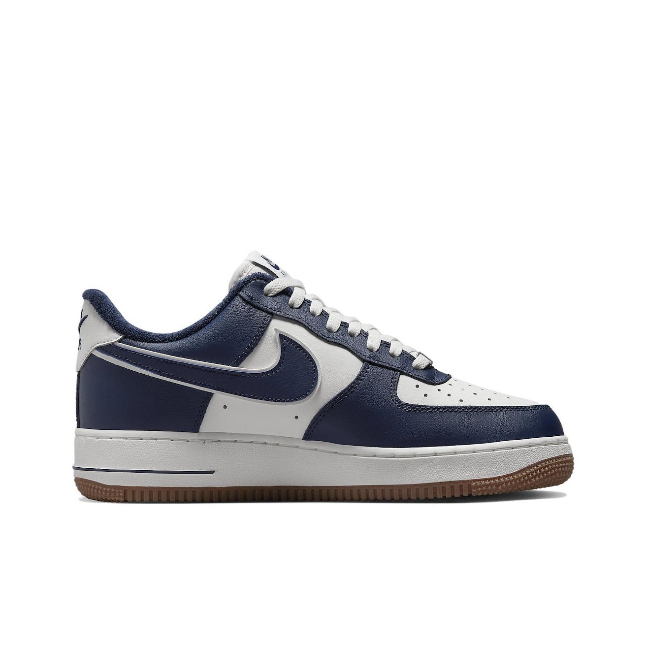 ナイキ エアフォース1 ロートップ スケートボードシューズ  - Nike Shoes Air Force 1 のレビューと価格